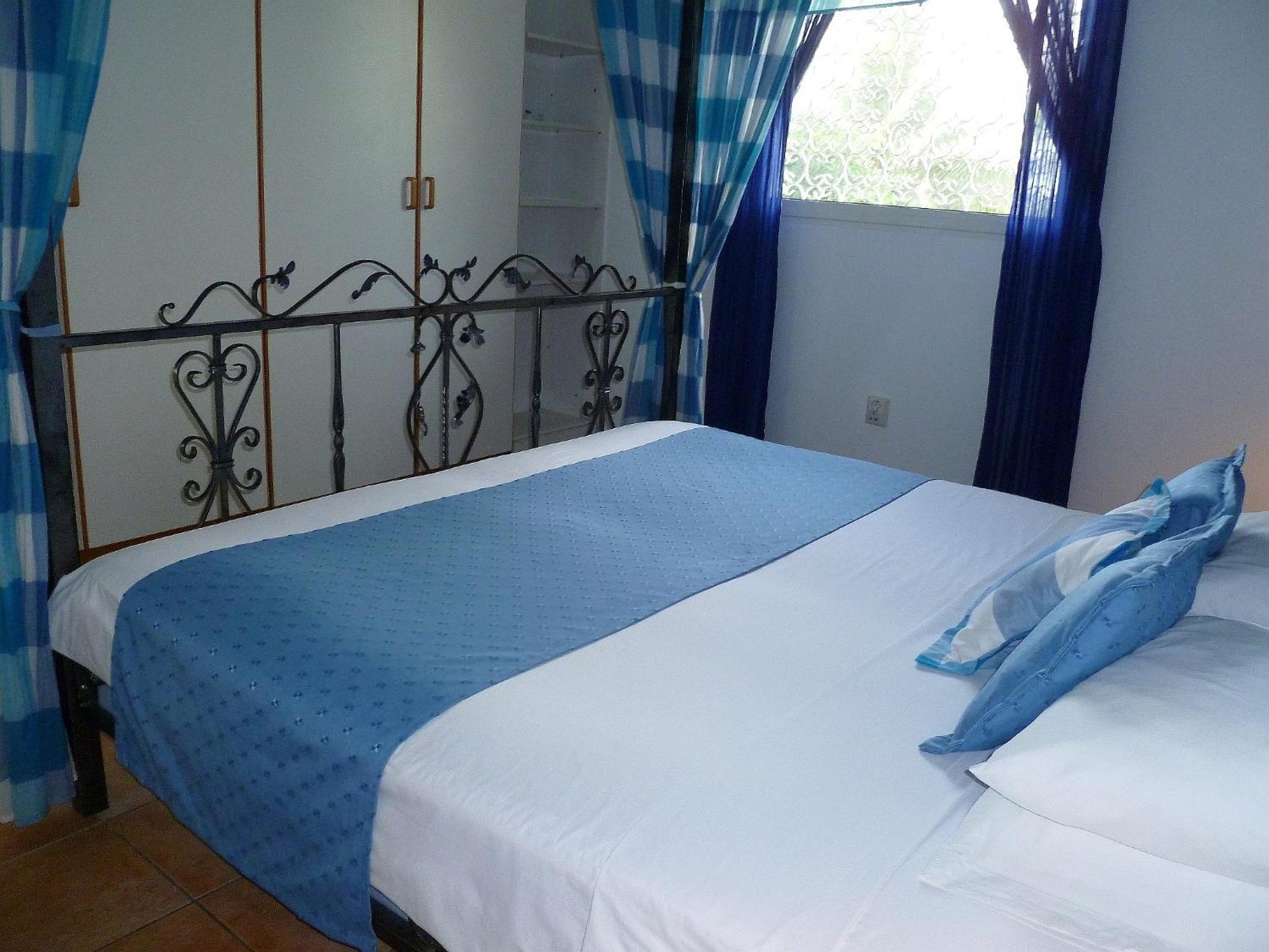 Caribbean Sea View Holiday Apartments Méro الغرفة الصورة
