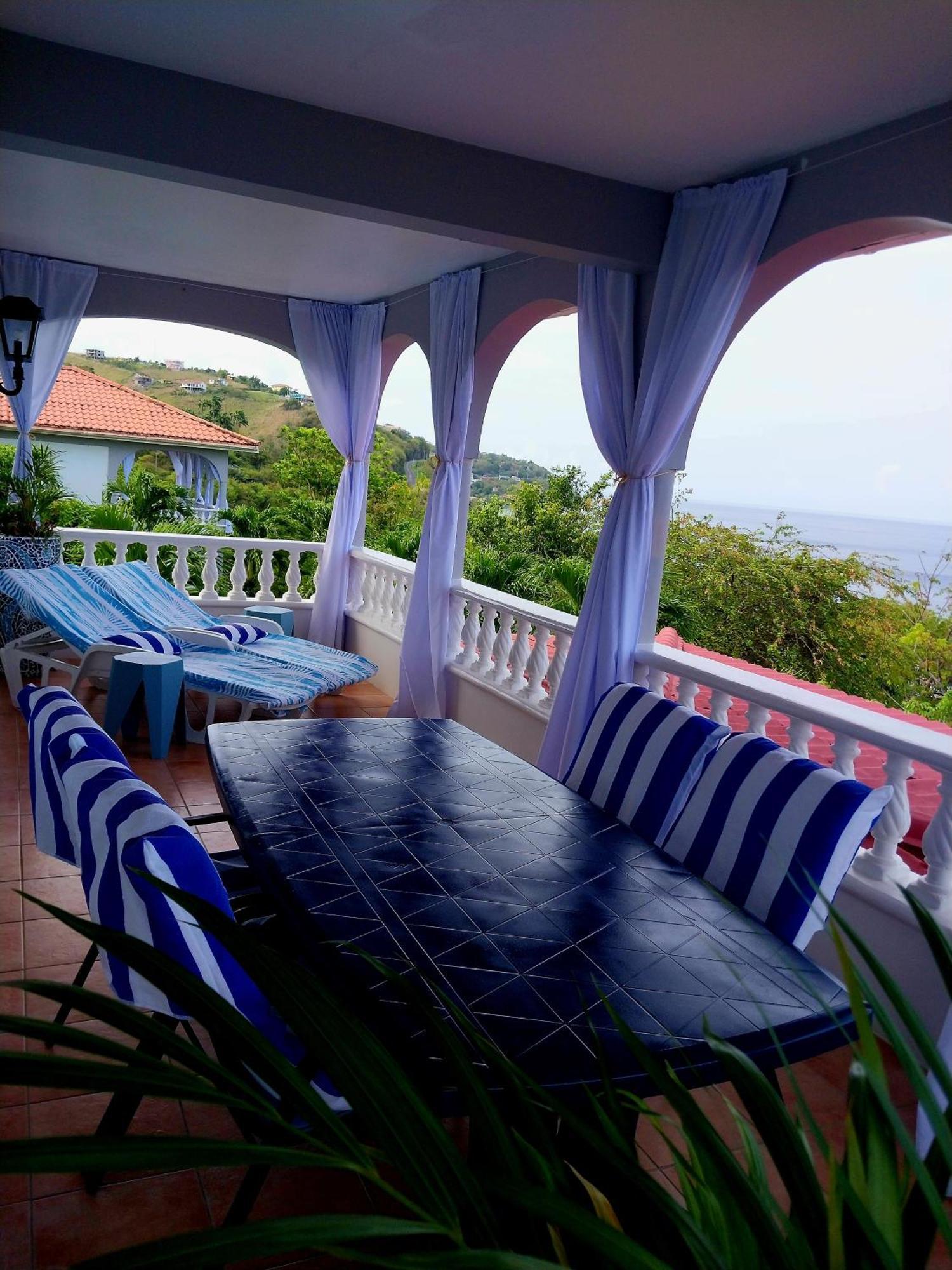 Caribbean Sea View Holiday Apartments Méro المظهر الخارجي الصورة