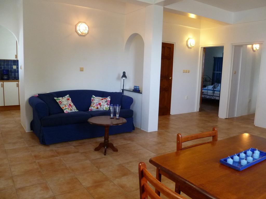 Caribbean Sea View Holiday Apartments Méro الغرفة الصورة