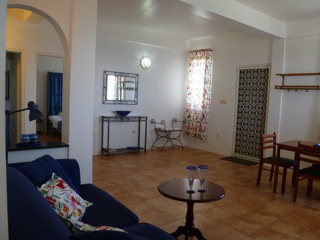 Caribbean Sea View Holiday Apartments Méro الغرفة الصورة