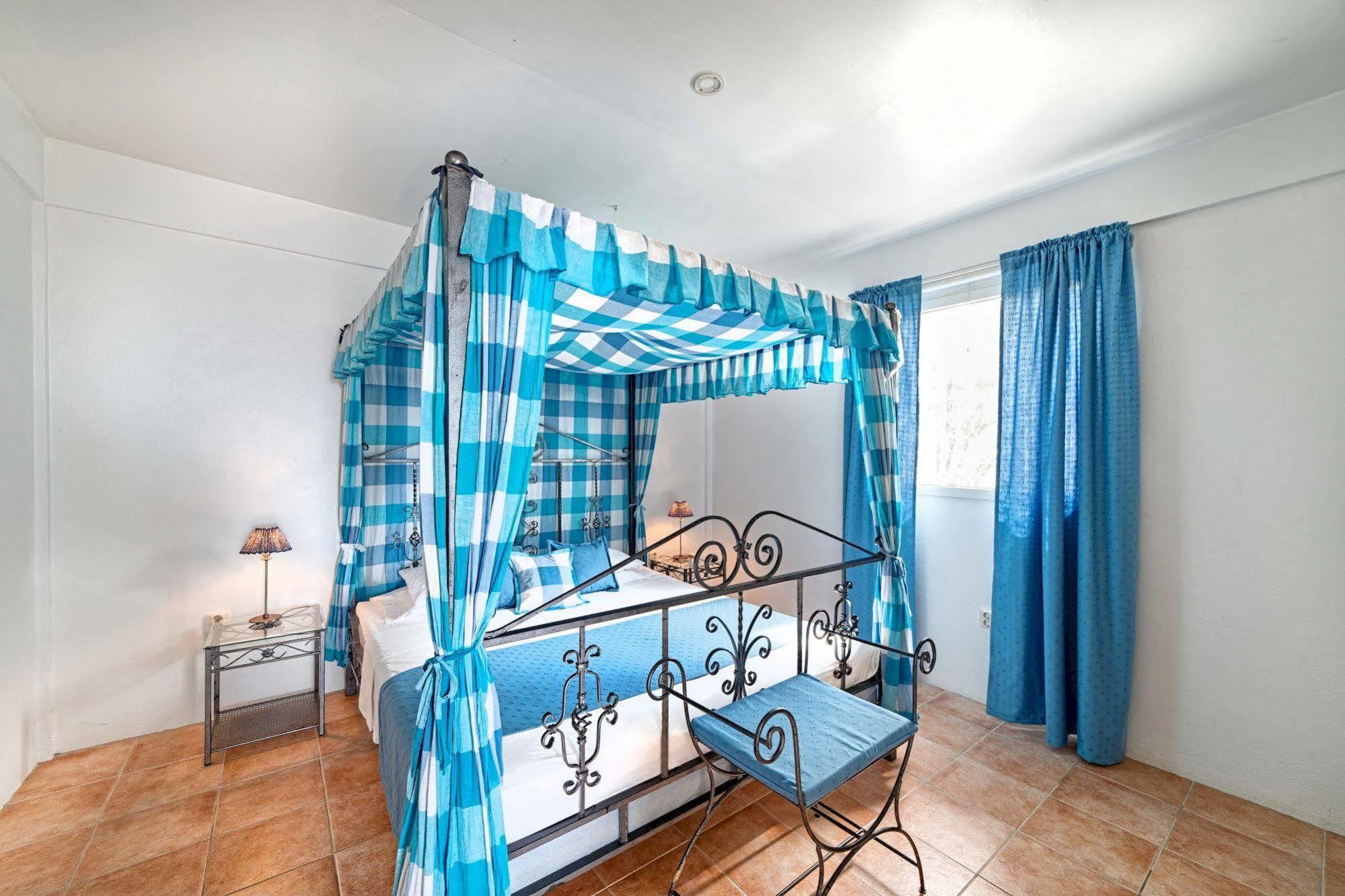Caribbean Sea View Holiday Apartments Méro المظهر الخارجي الصورة